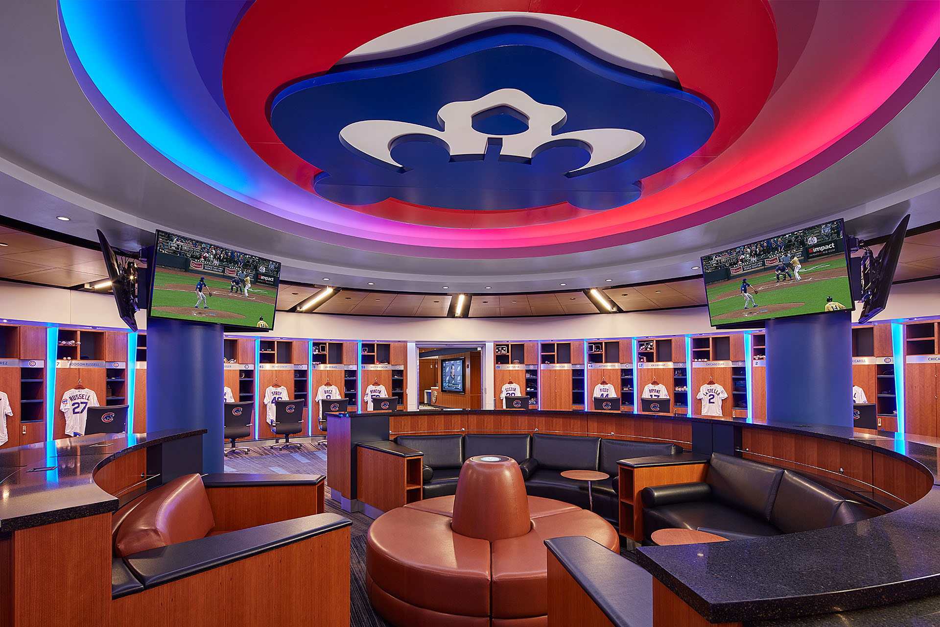 Inside the Cubs' vast Wrigley Field clubhouse